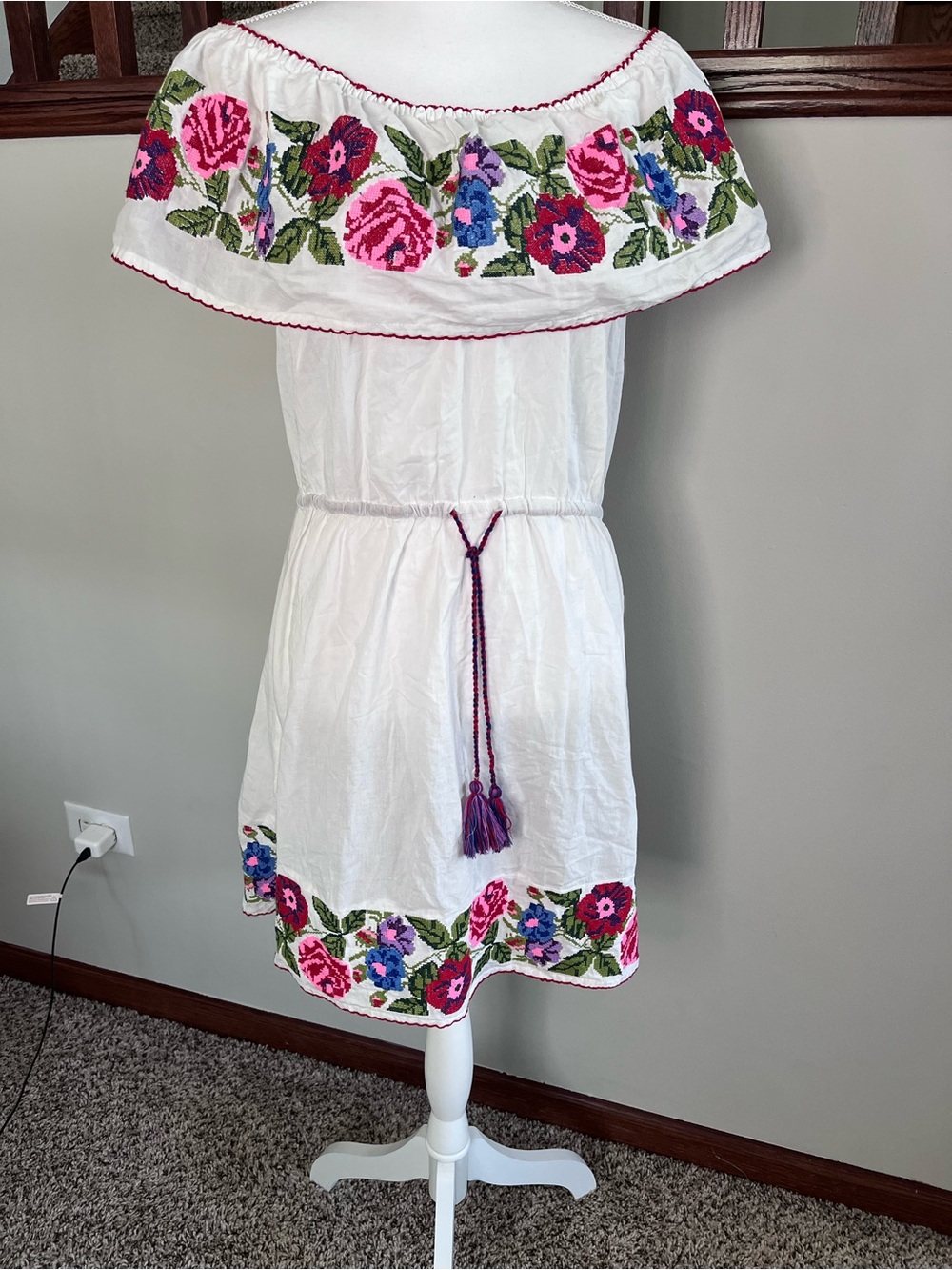 Durga White Cotton Floral Embroidered Off Shoulder Boho Mini Dress Size S New